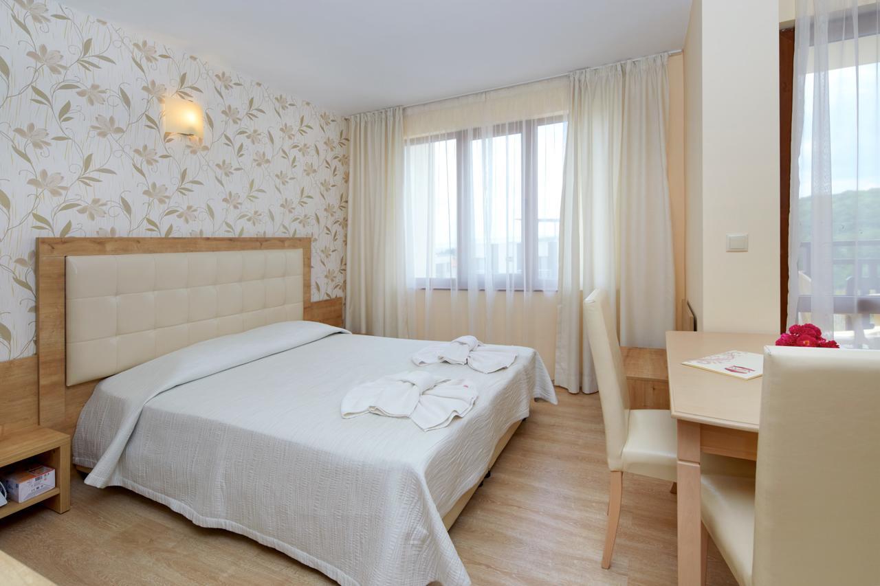 Relax Holiday Complex & Spa Sunny Beach Esterno foto